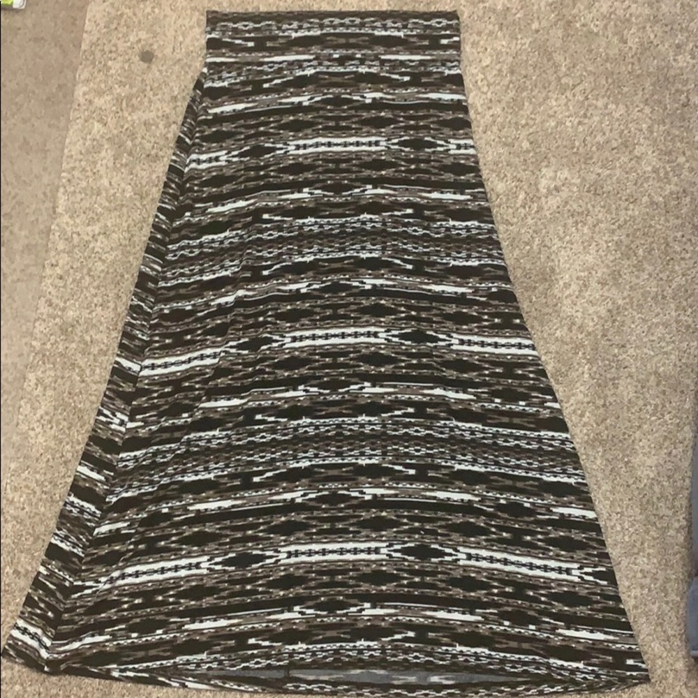 Black and Tan print long skirt